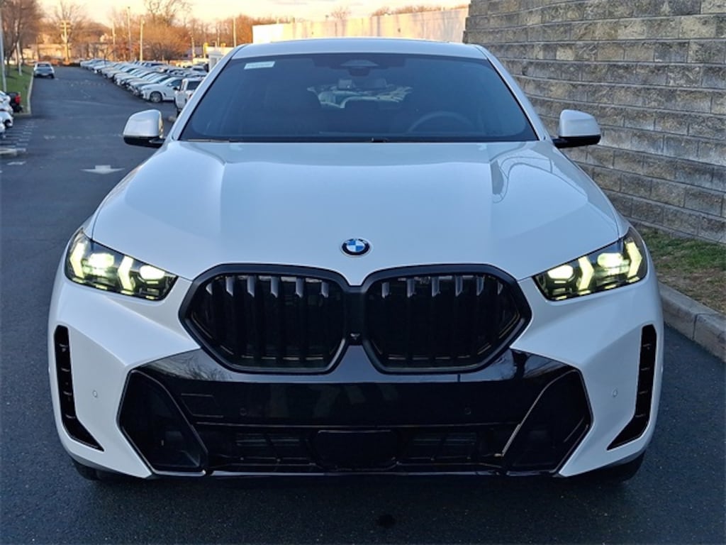 New 2026 BMW X6 xDrive40i SUV