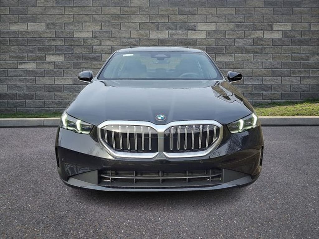 New 2026 BMW 530i xDrive Sedan