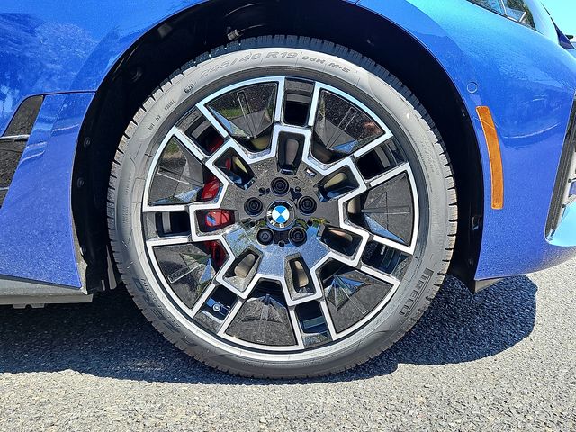 2026 BMW i4 40 - Photo 8