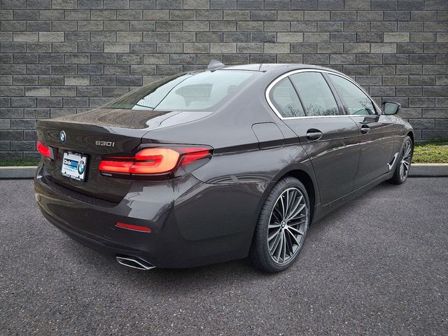 2023 BMW 5 Series 530i - Photo 6