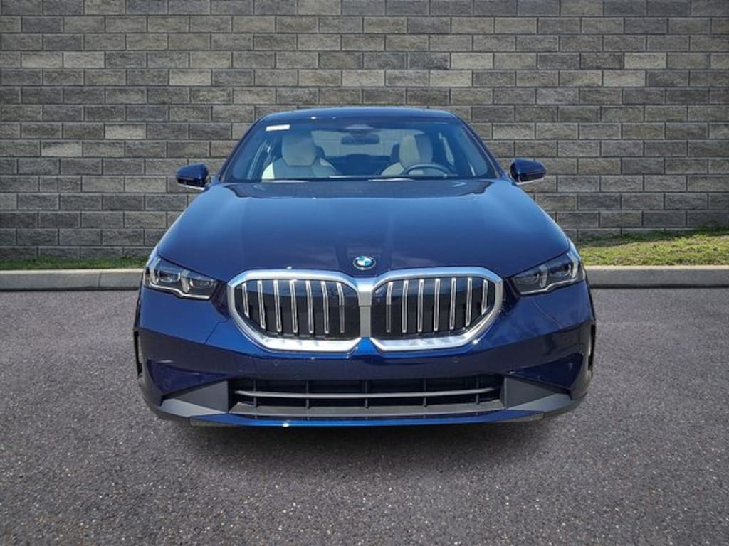 New 2026 BMW 530i xDrive Sedan