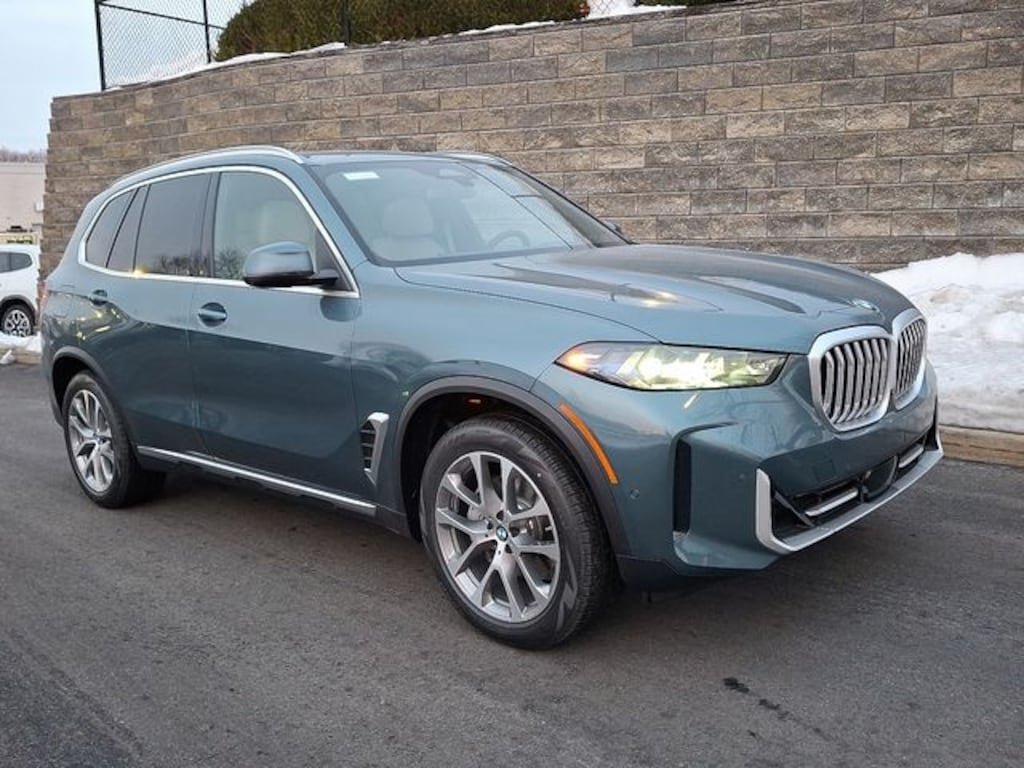 New 2026 BMW X5 xDrive40i SUV