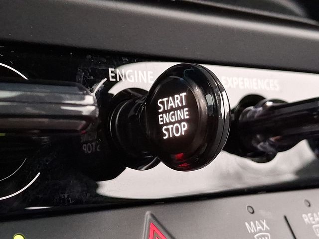 2025 MINI Hardtop 2 Door S - Photo 24