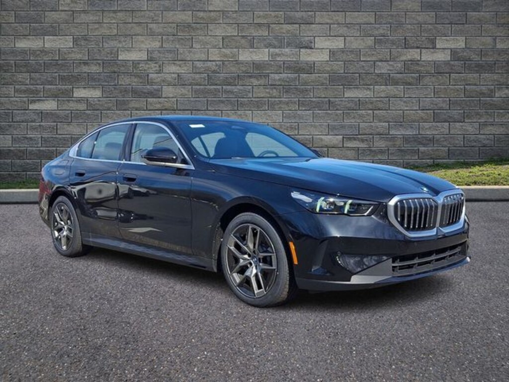 New 2026 BMW 530i xDrive Sedan