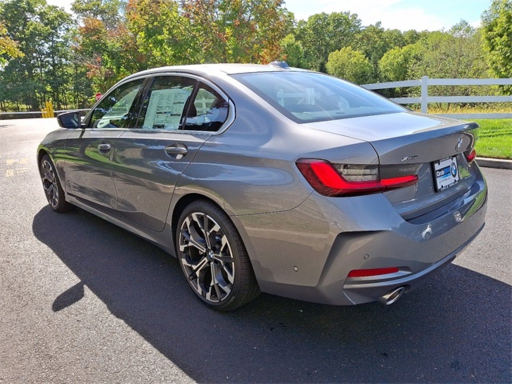 New 2025 BMW 330i xDrive Sedan