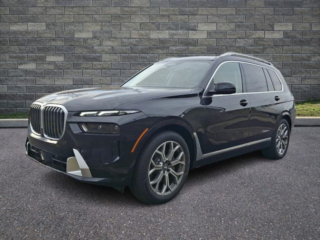 New 2026 BMW X7 xDrive40i SUV