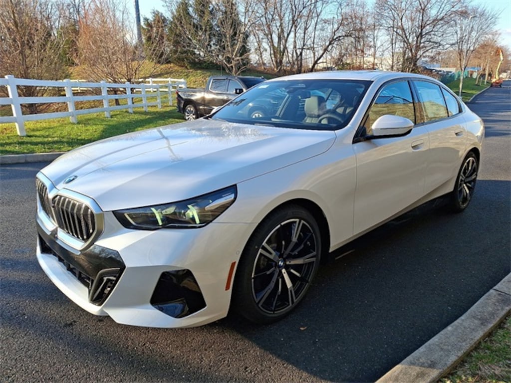 New 2026 BMW 540i xDrive Sedan