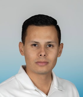 Staff member CARLOS LOPEZ from ID_4f1e5a7822cb