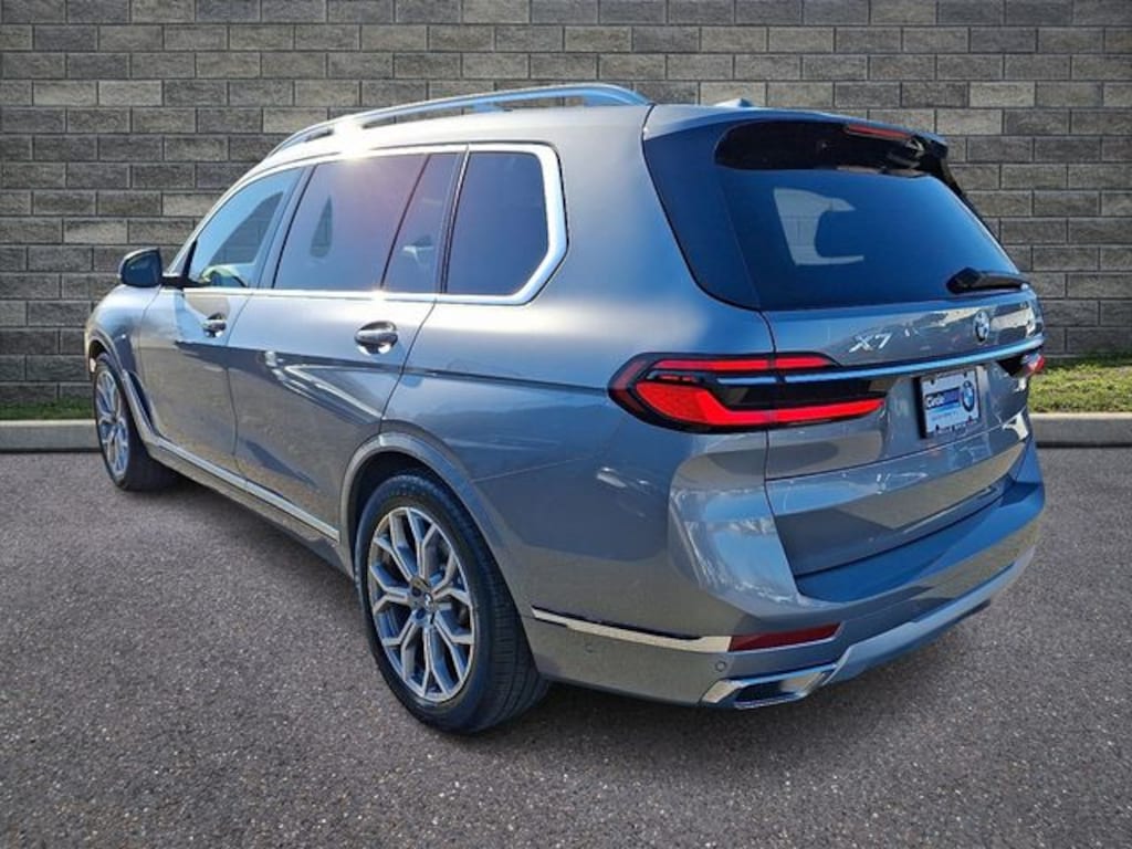 Used 2025 BMW X7 xDrive40i SUV