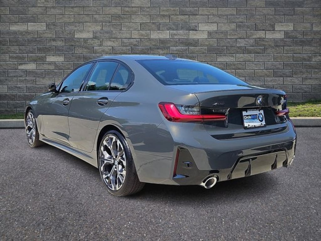 New 2026 BMW 330i xDrive Sedan