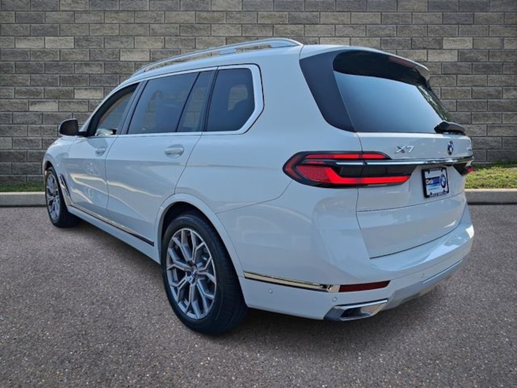 Used 2024 BMW X7 xDrive40i SUV