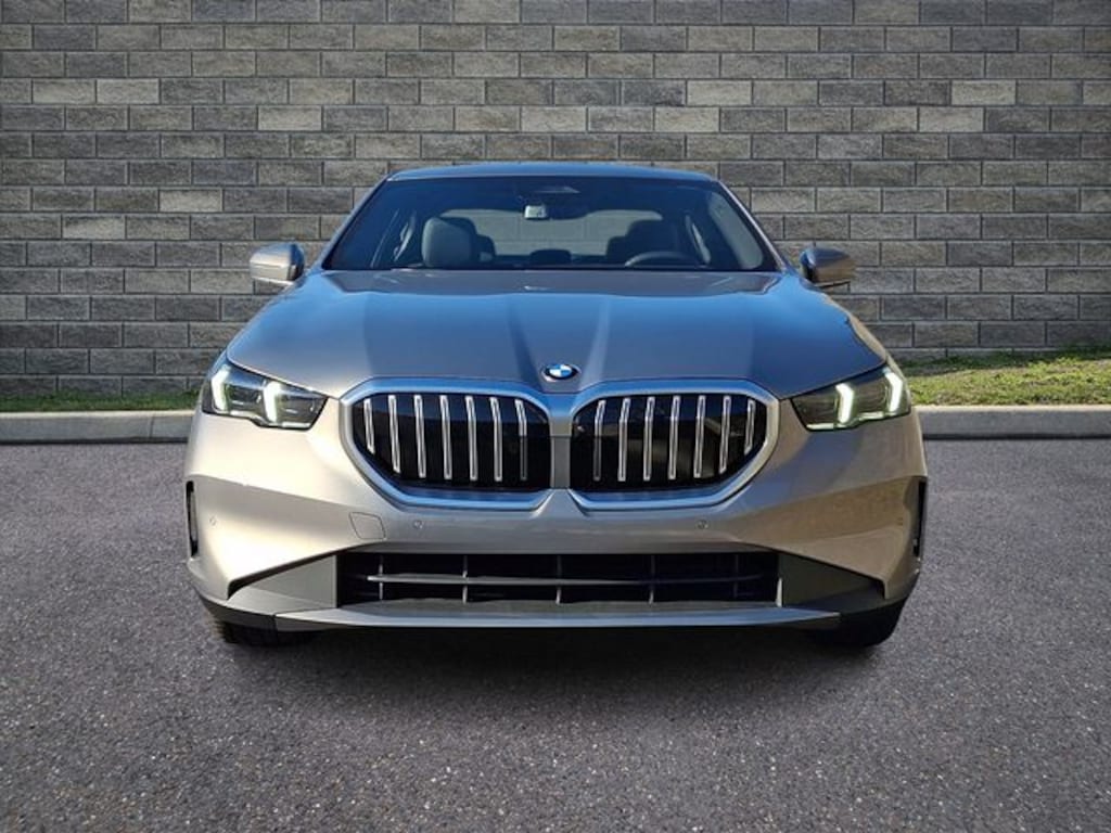 New 2026 BMW 530i xDrive Sedan
