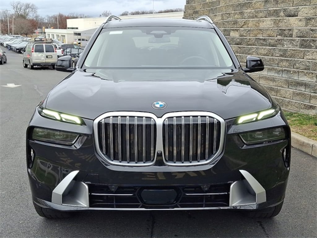 New 2026 BMW X7 xDrive40i SUV
