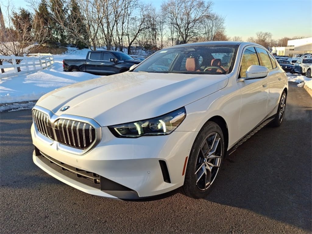 New 2026 BMW 540i xDrive Sedan