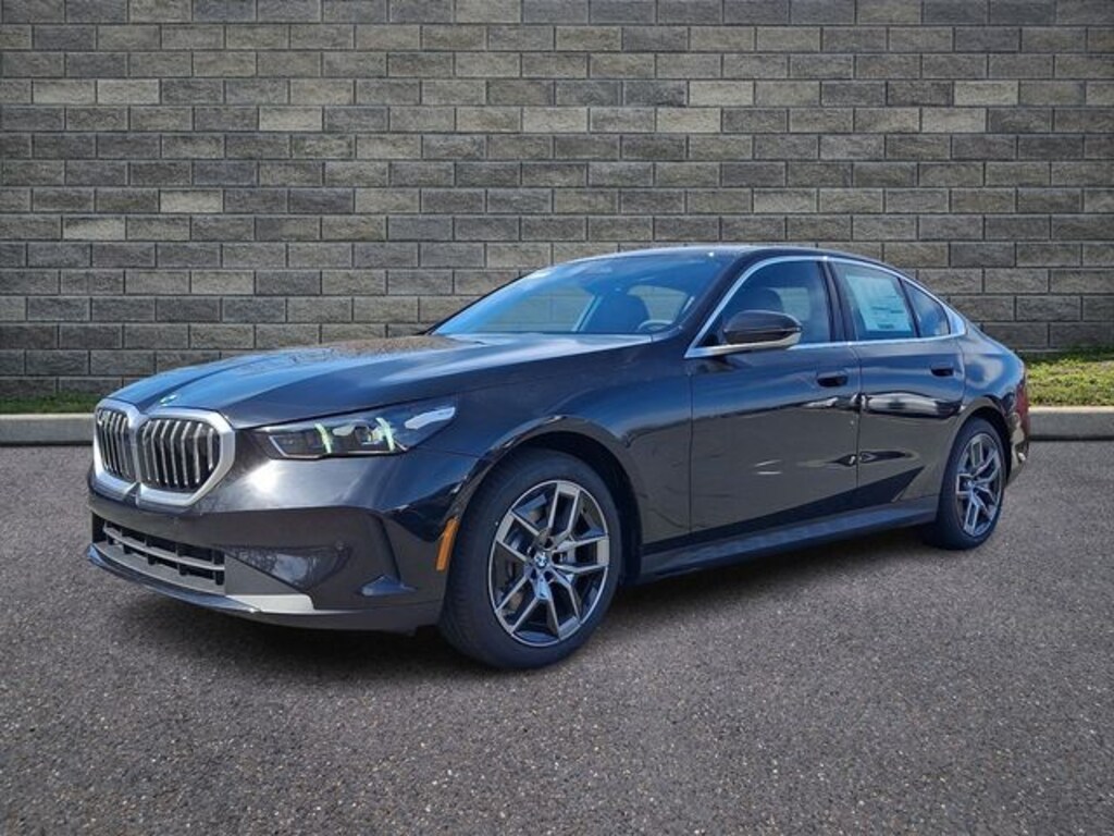 New 2026 BMW 530i xDrive Sedan