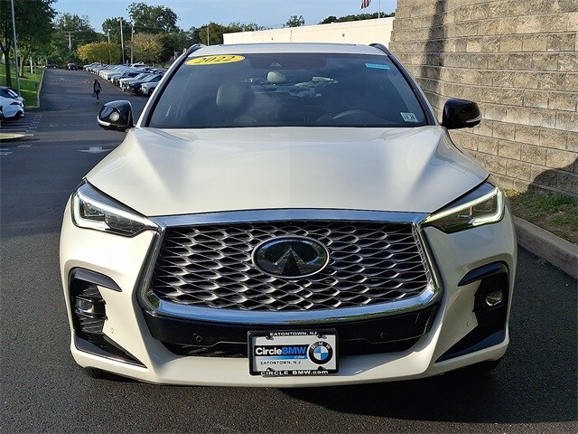 2022 Infiniti QX55 Essential photo 2