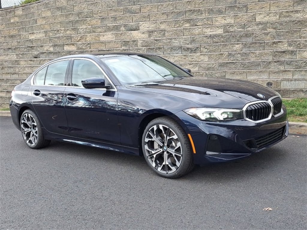 New 2026 BMW 330i xDrive Sedan