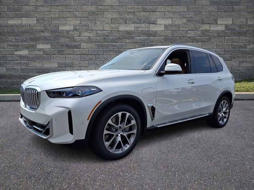 New 2026 BMW X5 PHEV xDrive50e SUV
