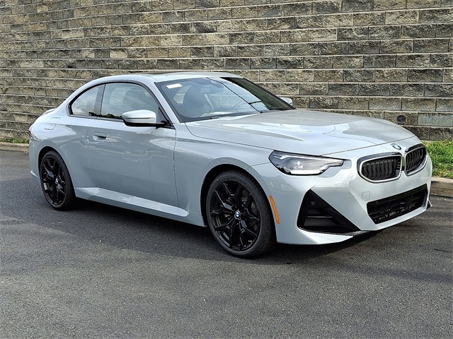 2025 BMW 230i Coupe 