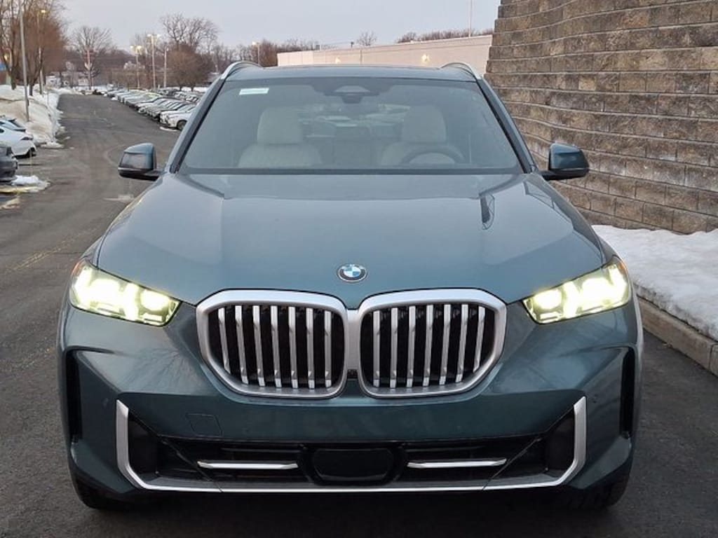 New 2026 BMW X5 xDrive40i SUV