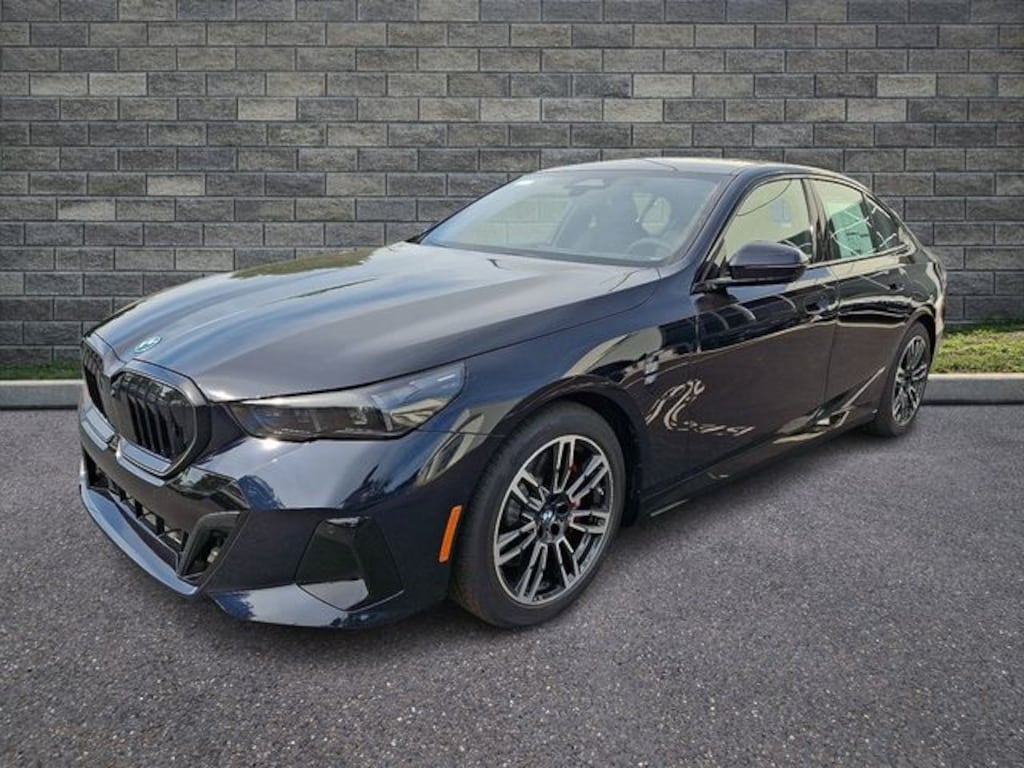New 2027 BMW 550e xDrive Sedan