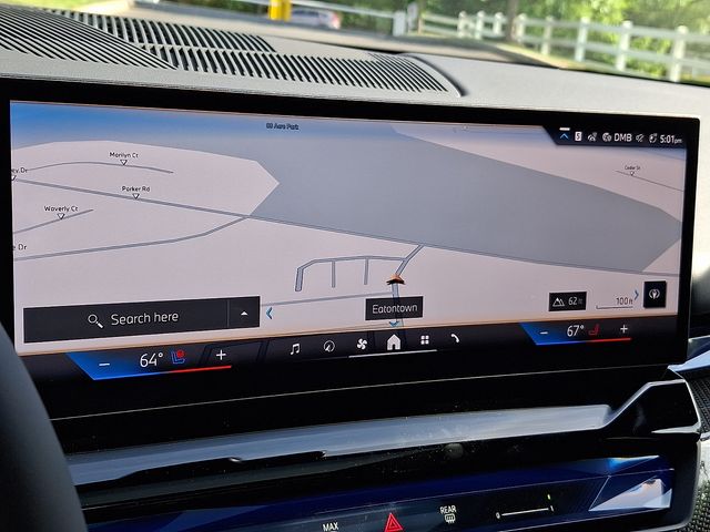 2027 BMW 5 Series 550e - Photo 18