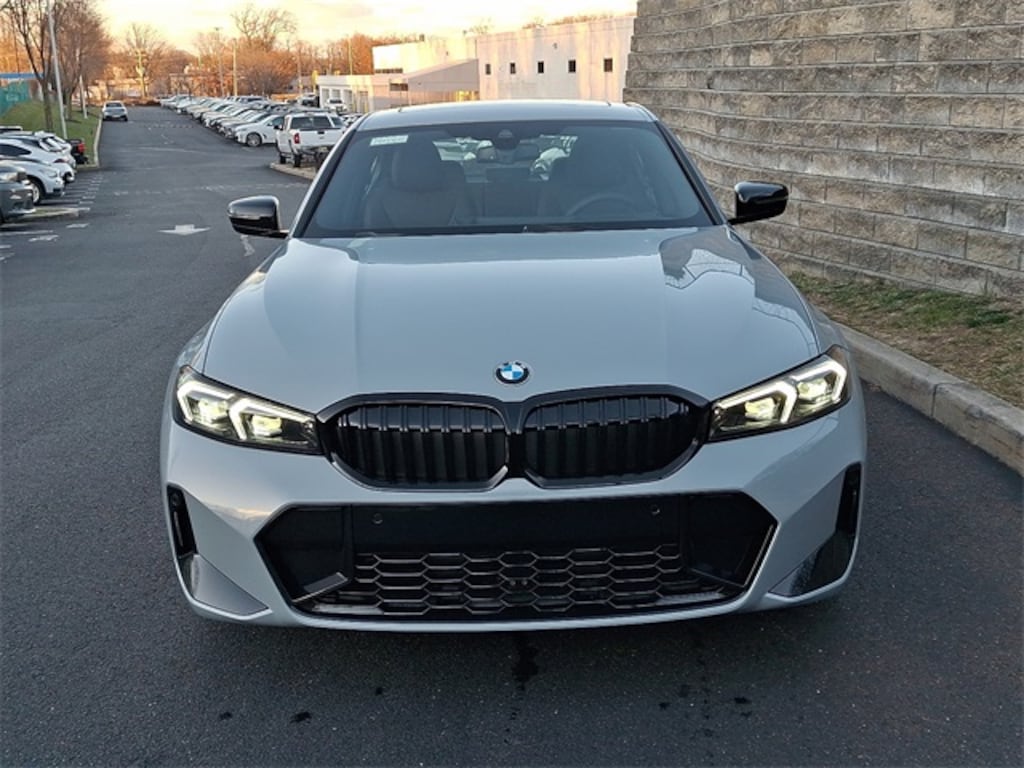 New 2026 BMW 330i xDrive Sedan