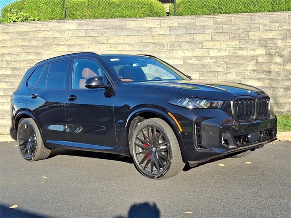 New 2026 BMW X5 M60i SUV