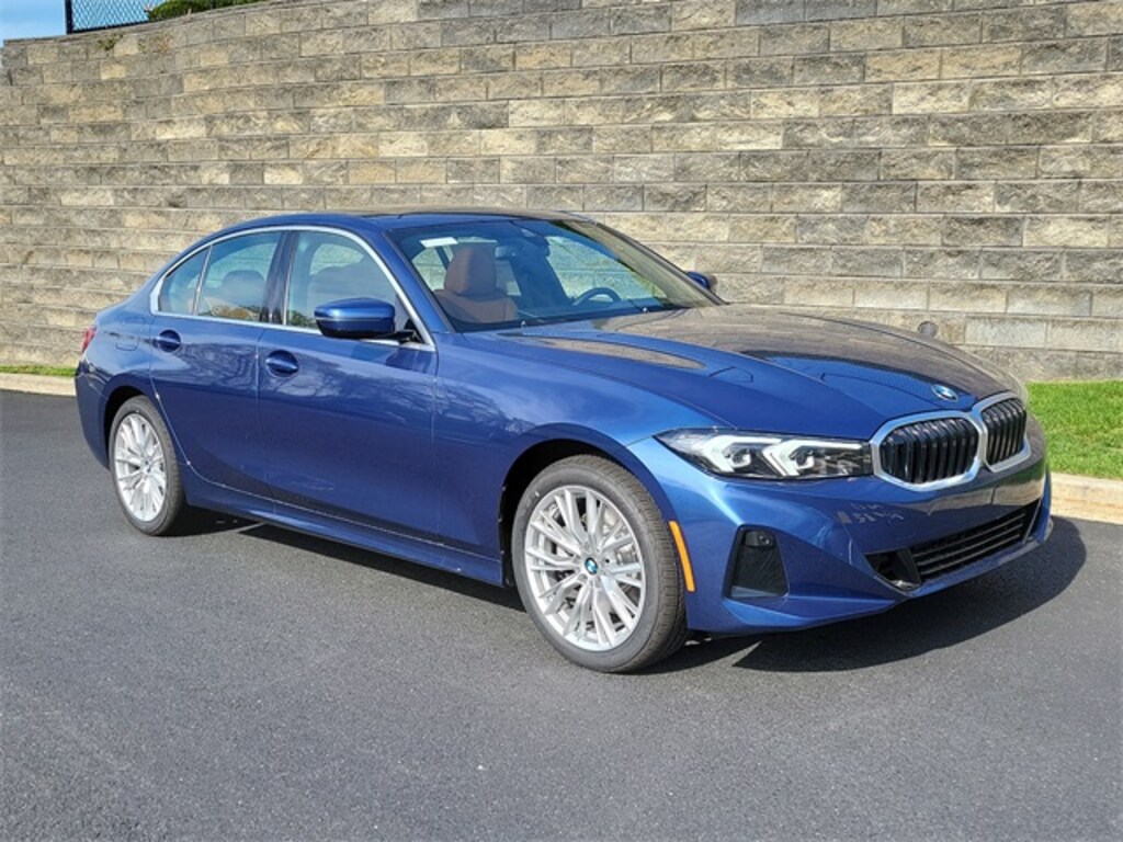New 2024 BMW 330i For Sale at Circle BMW VIN 3MW89FF09R8E53407