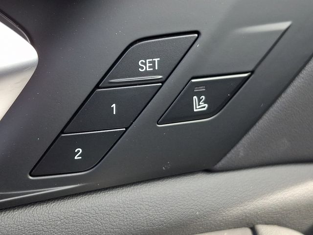 2026 BMW X5 40i - Photo 22