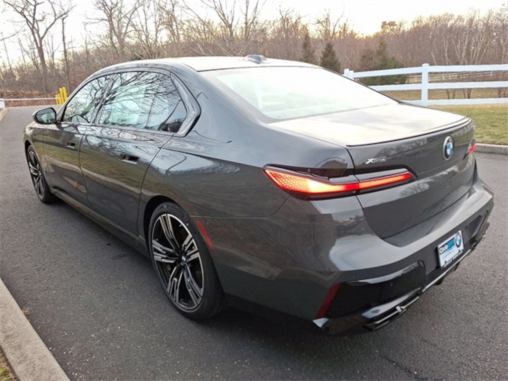 New 2026 BMW 760i xDrive Sedan