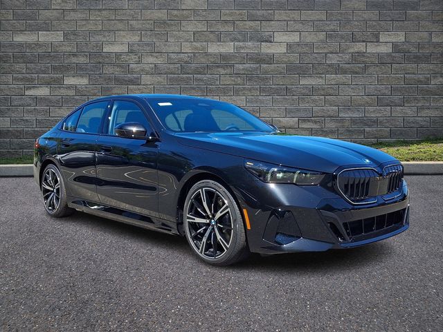 2027 BMW 550e Sedan 