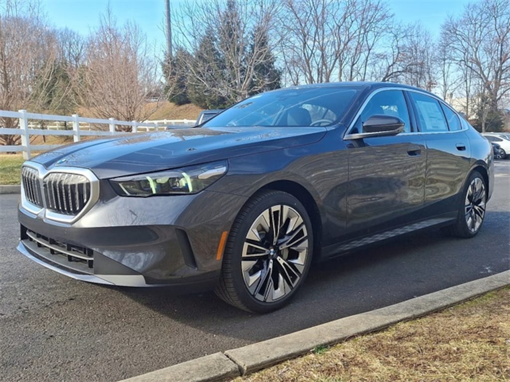 New 2026 BMW 530i xDrive Sedan