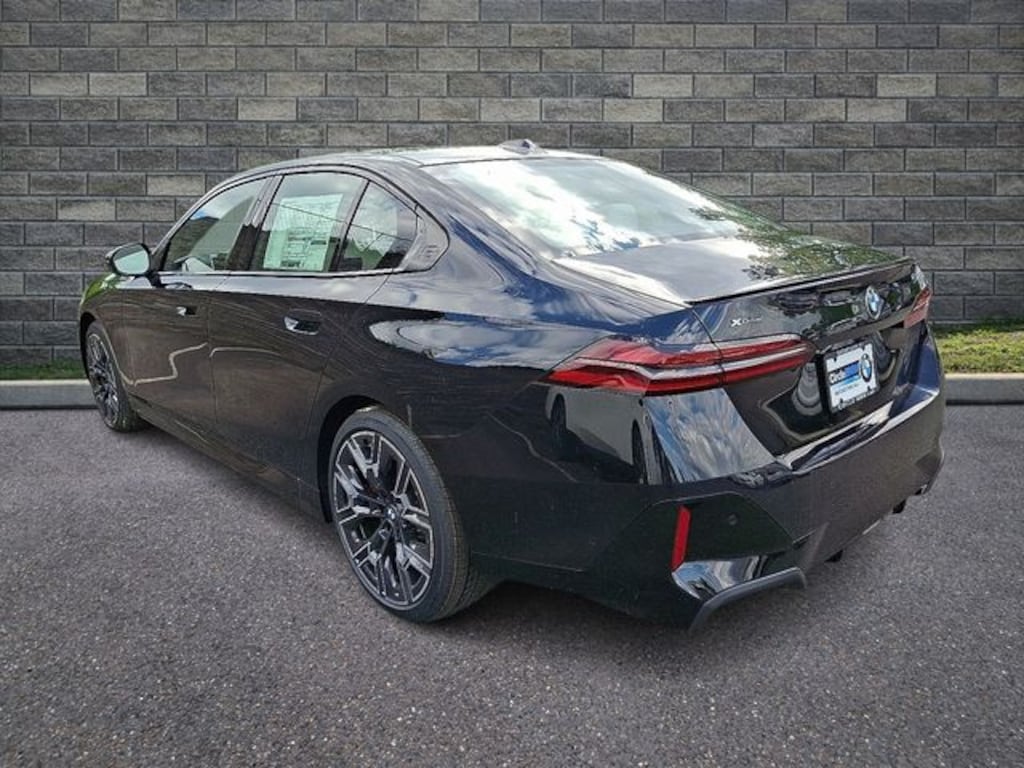 New 2027 BMW 530i xDrive Sedan