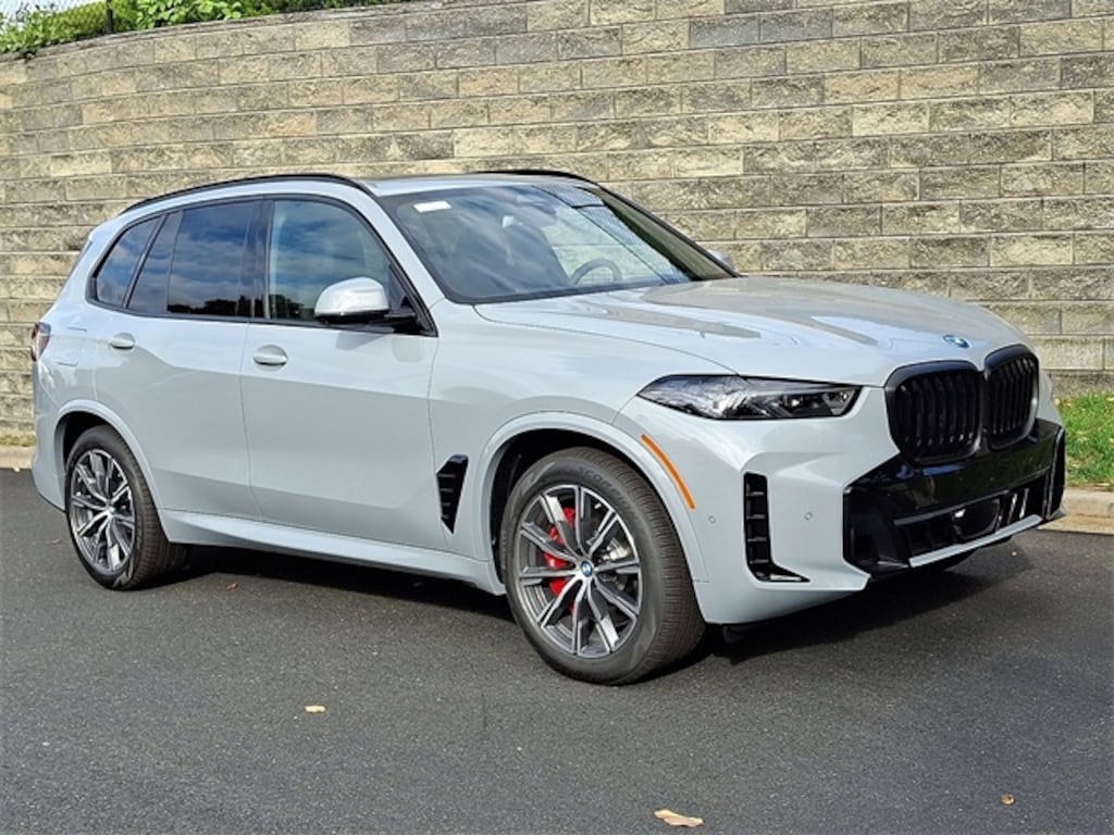 New 2026 BMW X5 PHEV xDrive50e SUV