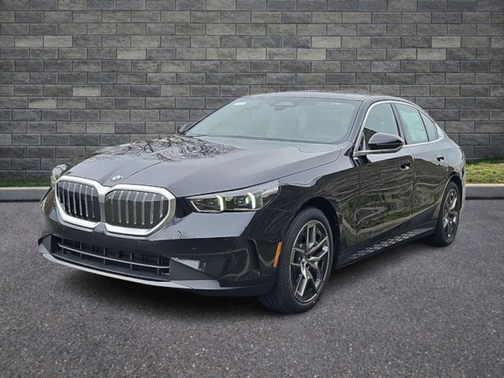 New 2026 BMW 530i xDrive Sedan