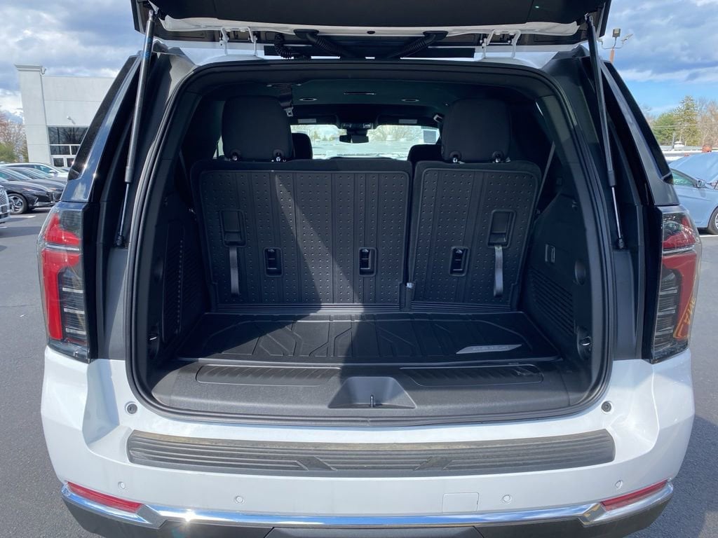 2026 Chevrolet Tahoe LS - Photo 15