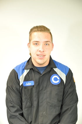 Staff member John from ID_eb28ca2ebc81