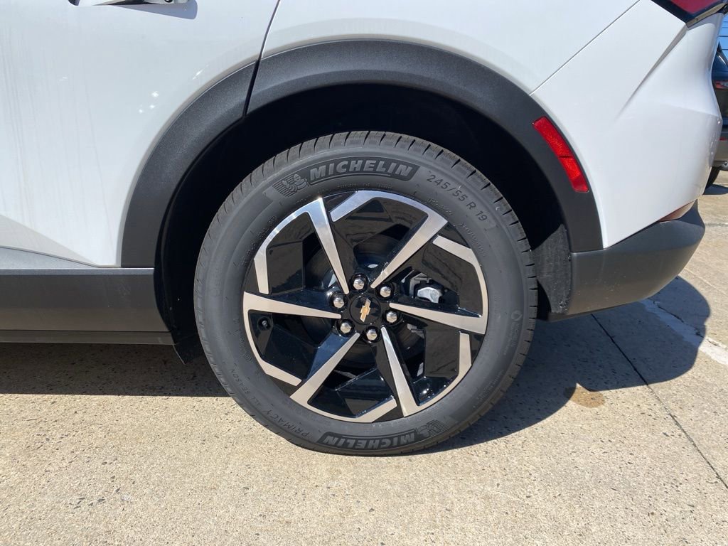 2026 Chevrolet Equinox EV 2LT - Photo 9