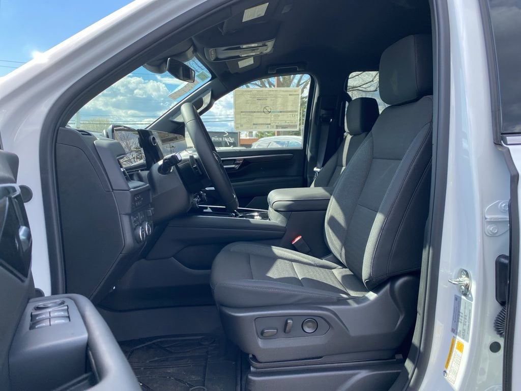 2026 Chevrolet Tahoe LS - Photo 12