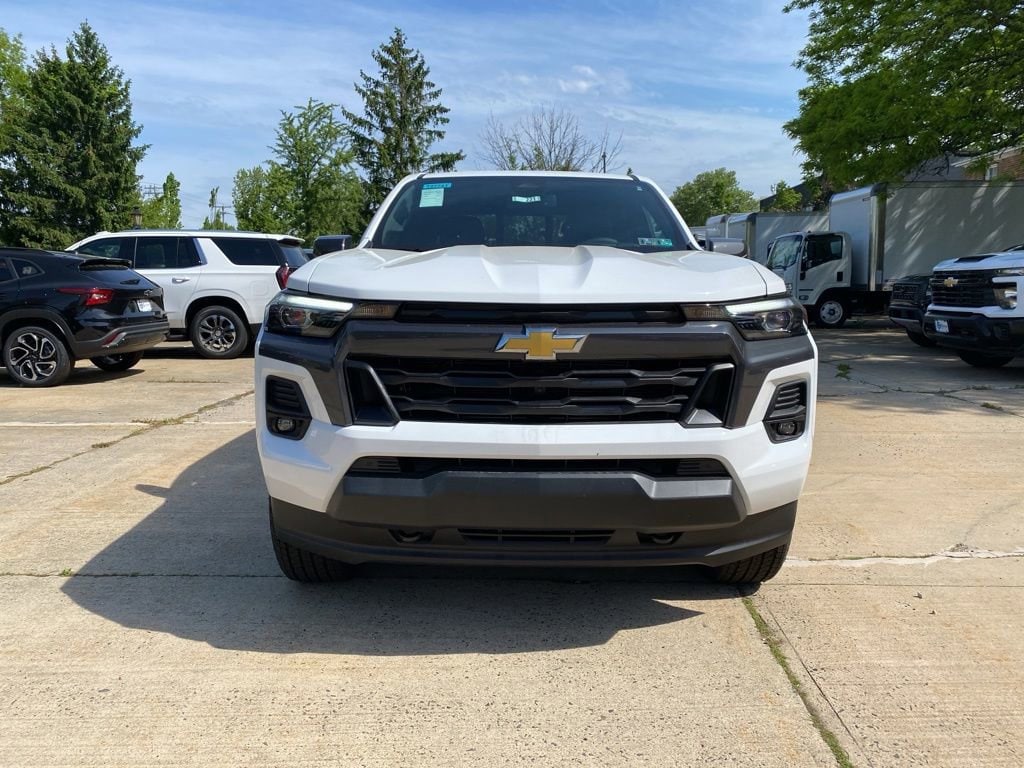 2026 Chevrolet Colorado LT - Photo 3