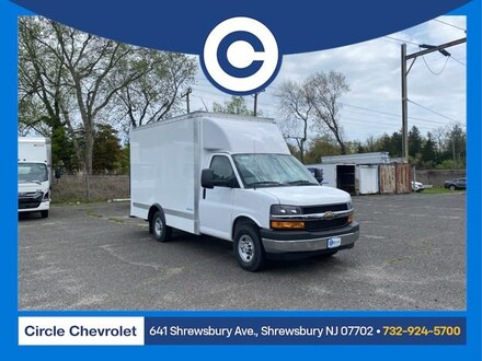 2025 Chevrolet Express Cutaway 3500 1WT Cutaway Van