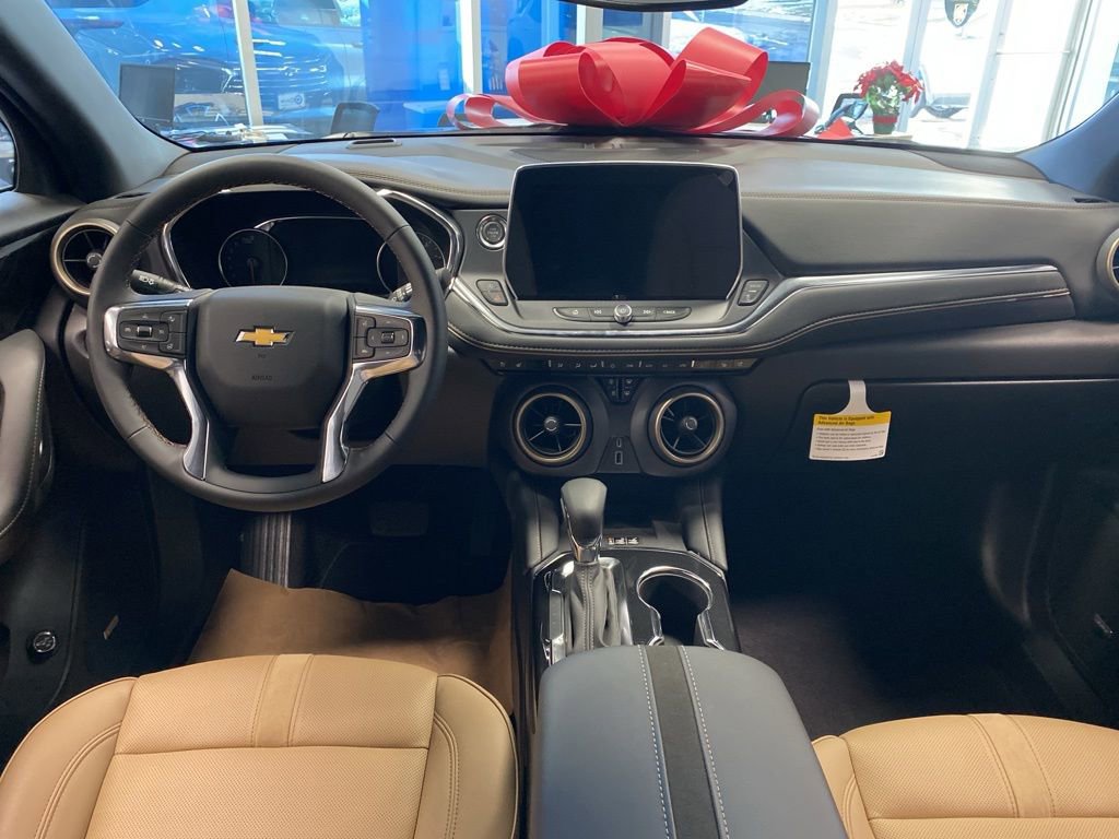 2025 Chevrolet Blazer Premier - Photo 11