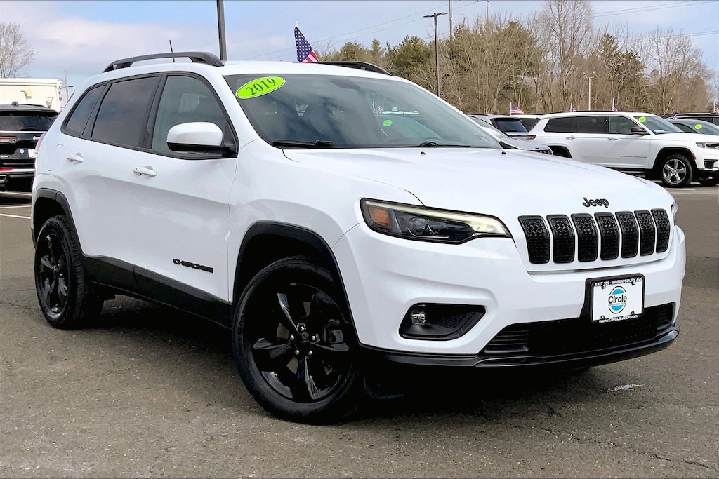 Used 2019 Jeep Cherokee Latitude Plus 4x4 SUV