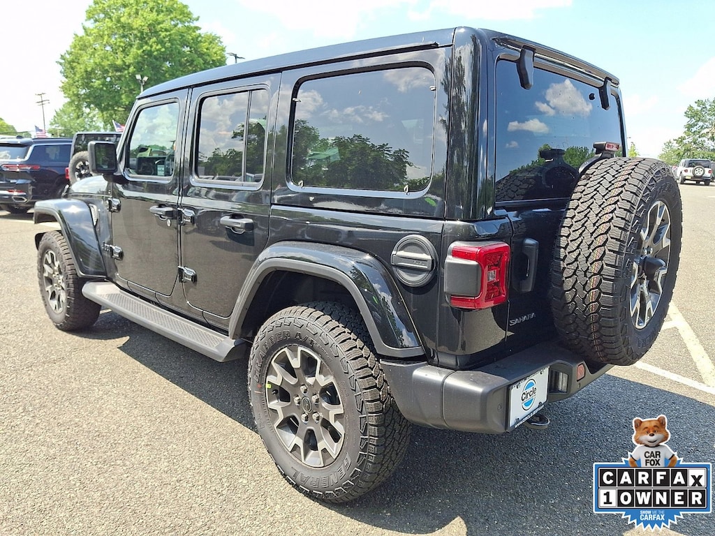 New 2026 Jeep Wrangler 4-DOOR SAHARA Sport Utility