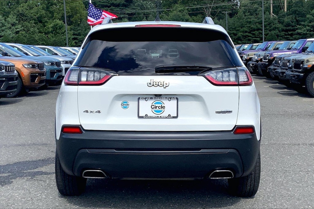 Used 2019 Jeep Cherokee Latitude Plus 4x4 SUV