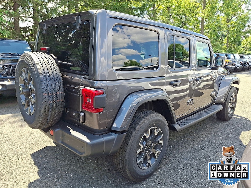 New 2026 Jeep Wrangler 4-DOOR SAHARA Sport Utility