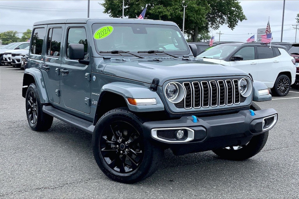 Used 2024 Jeep Wrangler 4xe Sahara SUV