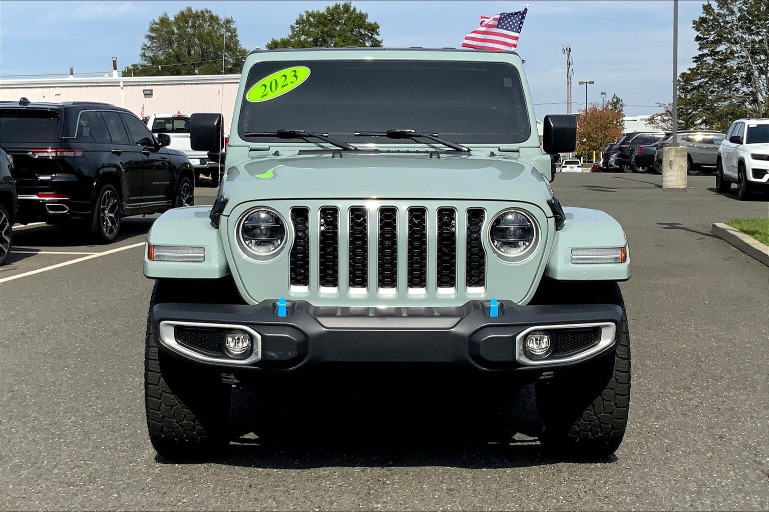 2023 Jeep Wrangler 4xe Sahara photo 3