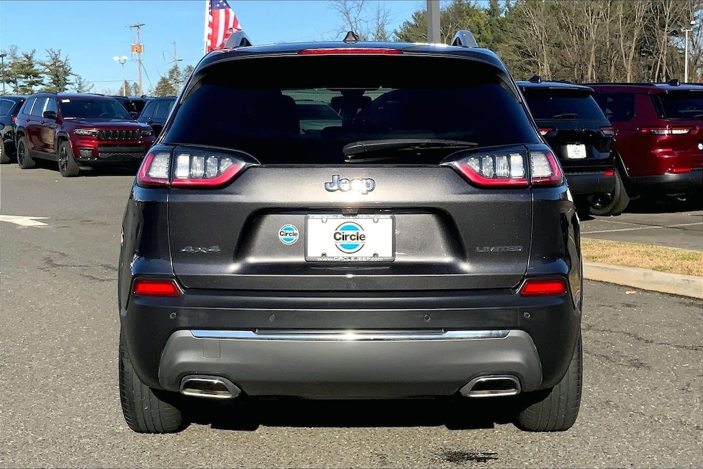 Used 2019 Jeep Cherokee Limited 4x4 SUV